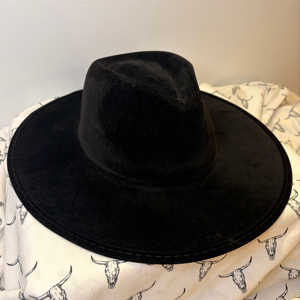 Black Hat with White Moon and Star Design ✨ witchy ✨ - Picture 4 of 4